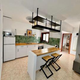 El Pez Newly renovated apartment in La Santa, hotel a La Santa