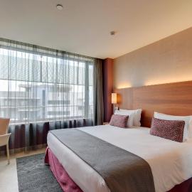 Hotel Badalona Tower, khách sạn ở Badalona