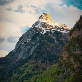 Bed & Breakfast at Urnersee Winter Edition, hotell i Seedorf