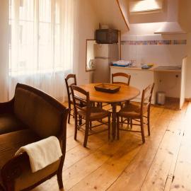 Appartement Hirondelle, hotel in Gray