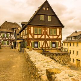 Pension bei Goscha mit Schlossblick, hotel a Braunfels