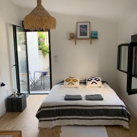 Cabane Souirie cosy & clim au calme avec extérieur, hotel Baillargues-ban