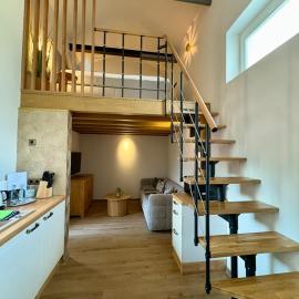 Galerie-Studio im Grünen mit Frühstück im Hotel Reindahls, hotel en Wilkendorf