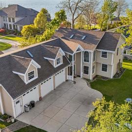 1/2 Mi to Beach: Nature Paradise in Lake View!
