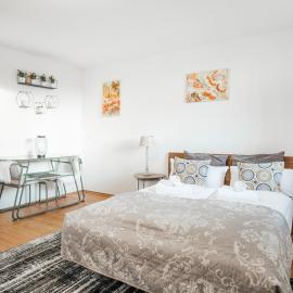 Cocoon Studio by Stadtlandnest