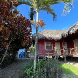 La Perla Hostel and Cabins, hotel di Las Tunas