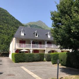 Appartement au pied de la montagne, hotel v destinaci Guchen