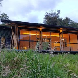 Glamping Bosque de helechos, privacidad y cercanía, Hotel in Manizales