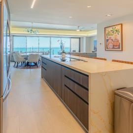 Luxury 2 Bedroom Condo Sonoran Star Resort, hotel u gradu Puerto Penjasko