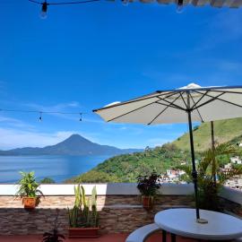 Casa Bella Vista en Santa Catarina Palopó cerca de Panajachel