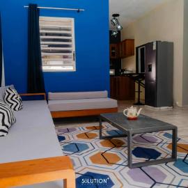 Cattleya Guest house, hotel u gradu Hell-Ville