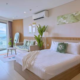 HomeAway - The Sóng Vũng Tàu LUX Condotel, hotel in Vung Tau