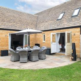 Rowan Cottage-Ebrington, viešbutis mieste Ebrington