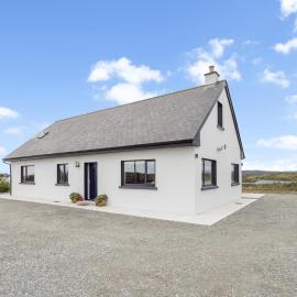 Lakeview House, hotel v destinaci Ballyconneely