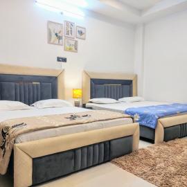 PIITAMBARA HOMES LUXURY Stay, hotel in Faizābād