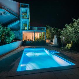 Apartments Slavica, hotel a Dramalj