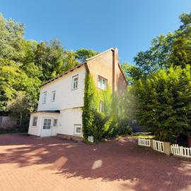 Traumhaus Waldeck mit Garten in der Innenstadt von Wernigerode von Harztraveler, hotel en Wernigerode