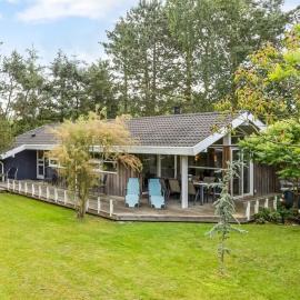 Holiday Home Fatlinda - 1km from the sea by Interhome