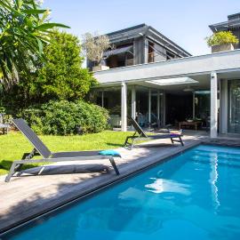 Élégante Maison Spacieuse avec Piscine porte Bordeaux