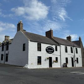 THE Waterloo Arms Hotel, hotel en Chirnside