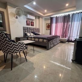 Cozy one Bed Appartment with Balcony 103, hotel em Malot