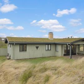 Holiday Home Lykke - 800m from the sea by Interhome