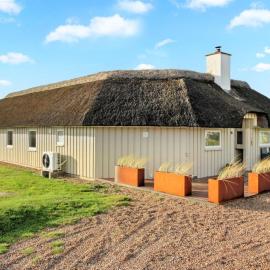 Holiday Home Annalise - 1km from the sea by Interhome, Hotel in Vejers Strand