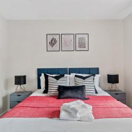 The H&S House accommodation – hotel w mieście Hoo