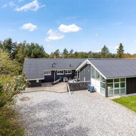 Holiday Home Lempi - 300m from the sea by Interhome, hotel v destinácii Løkken