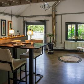 Cozy vacation home in the forest, hotel v destinácii Ede