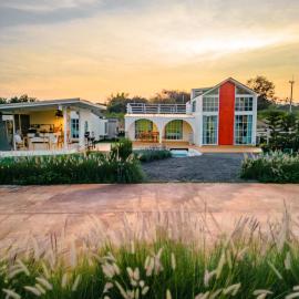 Apple Tree Pool Villa Khao Yai แอปเปิลทรี พูลวิลล่า เขาใหญ่, хотел в Wangkata