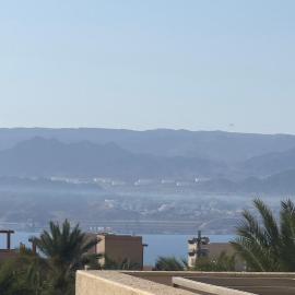 قرية الراحة باطلالة بحرية-مرسى زايد-Alraha village -marsa zayed- with sea view, viešbutis Akaboje