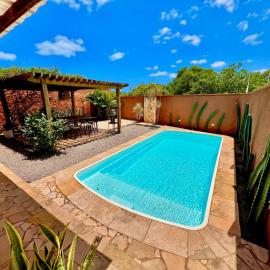 Casa inteira de 4 suítes no coração da cidade