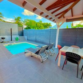 Villa LUGNA piscine privée, hotel in Le Vauclin
