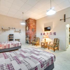 ‘The Boiler Room’ - ATV-Friendly Briceville Gem!, hotel in Briceville