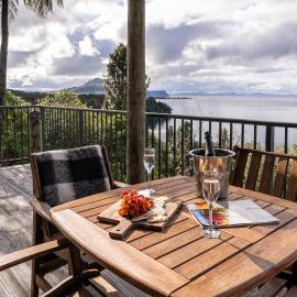 Oreti Collection - By Vacations in Paradise, hotel a Turangi
