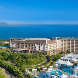 Lingshui에 위치한 호텔 Vaperse Hainan Clear Water Bay