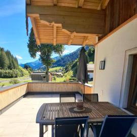 Ferienwohnung Frauenkogelblick mit Terrasse