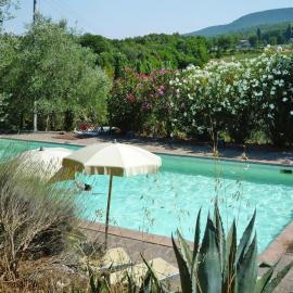 Charming House in Tuscany with Pool & Views