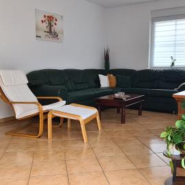 Ferienwohnung inmitten von Seen, готель у місті Шверін