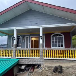 ff HILLTOP VIEW، فندق في Kundasang
