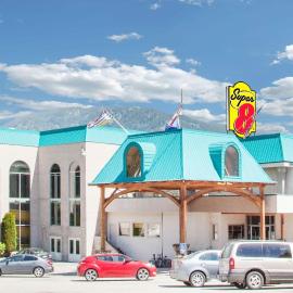 Castlegar में, होटल Super 8 by Wyndham Castlegar BC