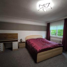 Ferienhaus "Sonja" an der Lauxmühle, hotel u gradu Sehmatal