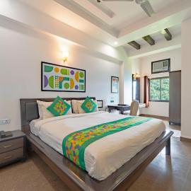 Treebo Shivam Inn Near Singapore Mall