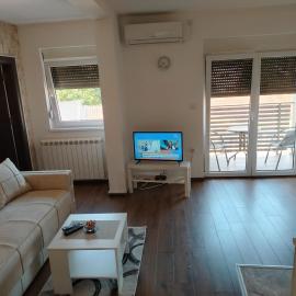 Dom apartmani, hotell i Kragujevac