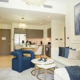 Iconic Burj Khalifa, Fountain Views, Luxury 2BR, hotel Sabkhah városában