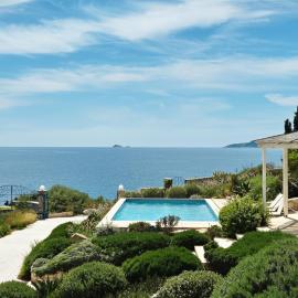 Livealot Villa, hotel v destinaci Ermioni
