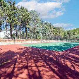 Sardinia Re - Casale Giovi with Tennis Court, hotel di Sassari