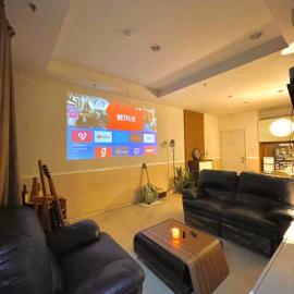Cozy 3BR Suite Apartment with Projector, Pool, Board games, Dart