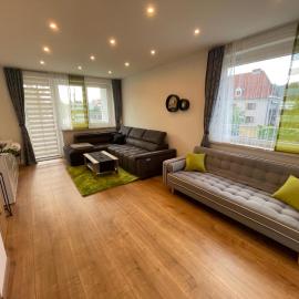 RR-Rooms Ferienwohnung, hotel u gradu Judenburg